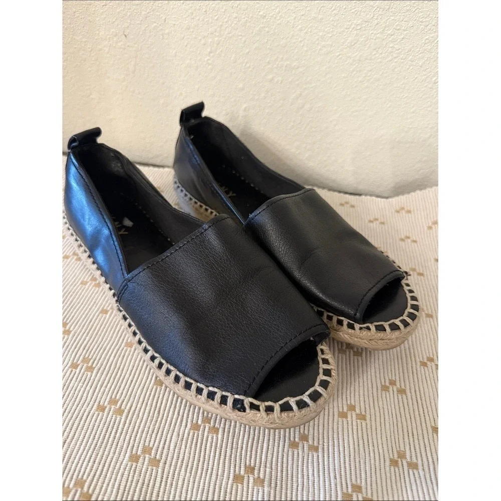 DKNY Black Peep‎ Toe Platform Espadrille Sandals Womens 8